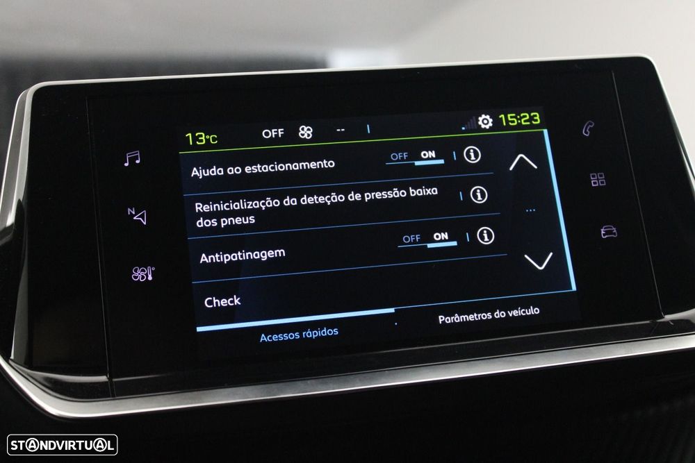 Peugeot e-2008 50 kWh Allure Pack - 17