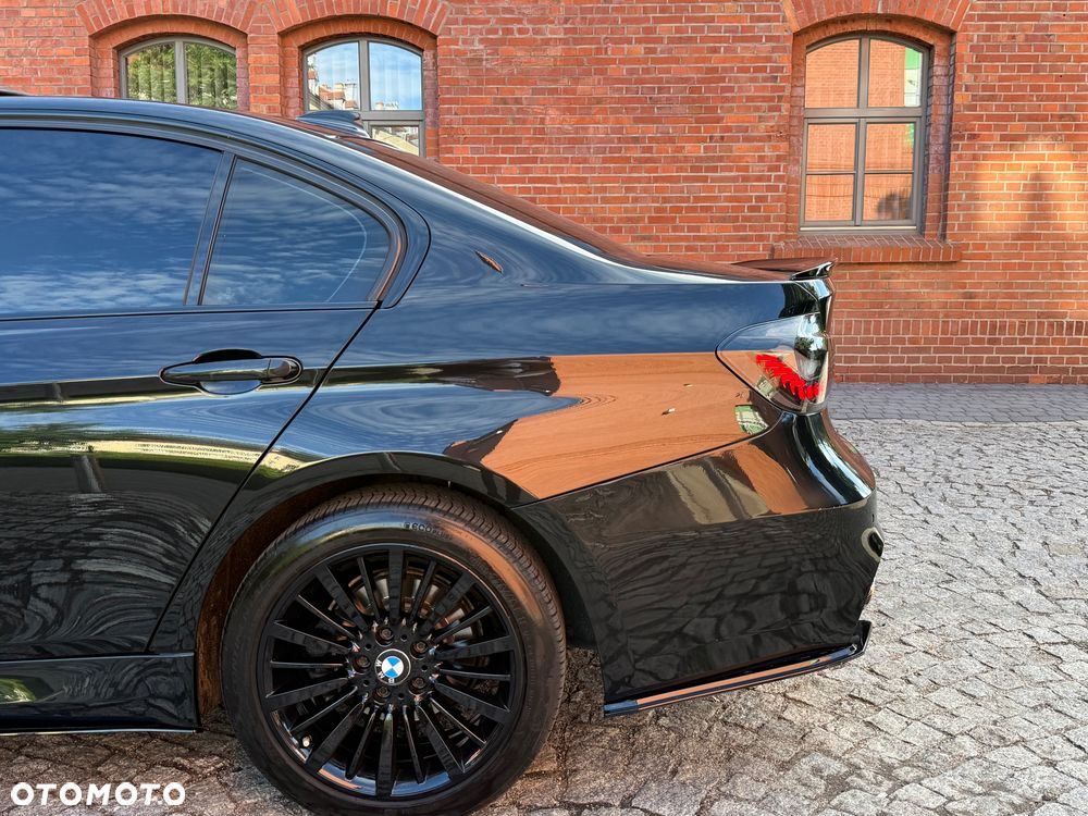 BMW Seria 3 - 24