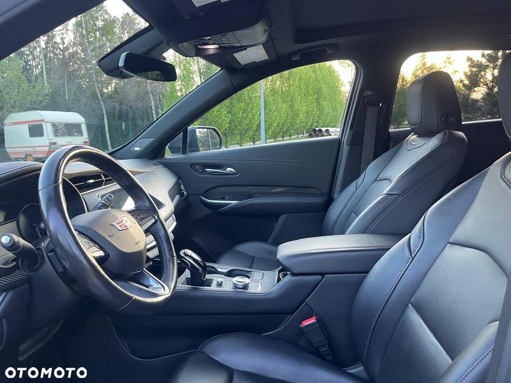 Cadillac XT4 - 15