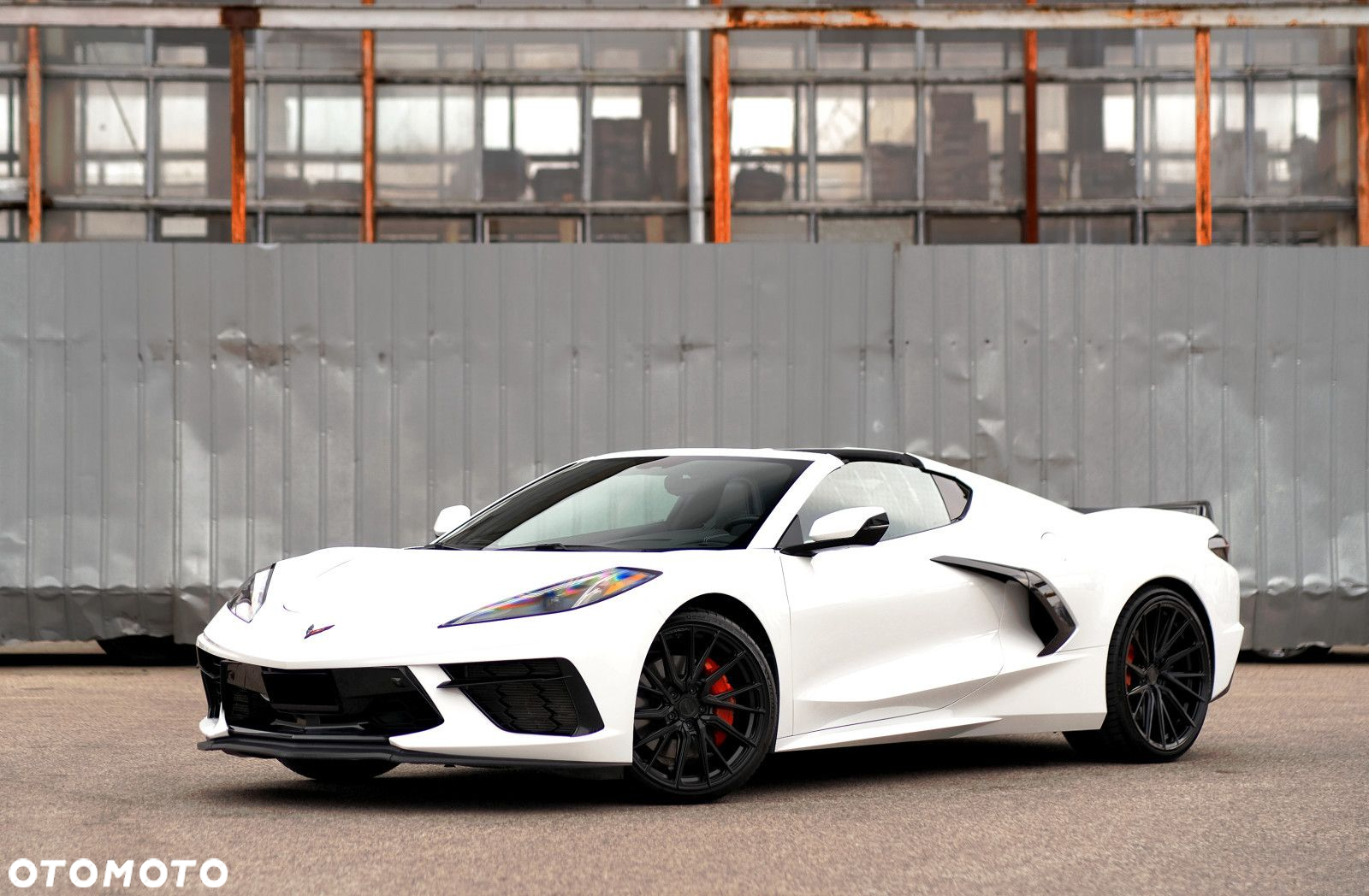 Chevrolet Corvette - 12