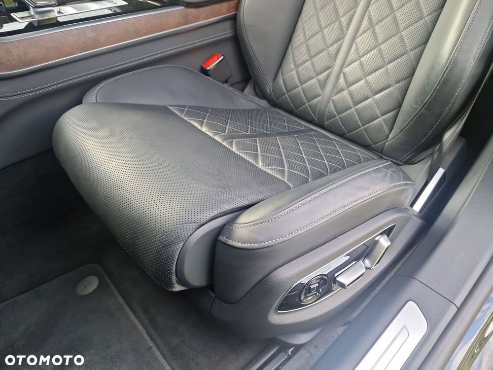 Audi A8 L 60 TFSI e Quattro Tiptronic - 14