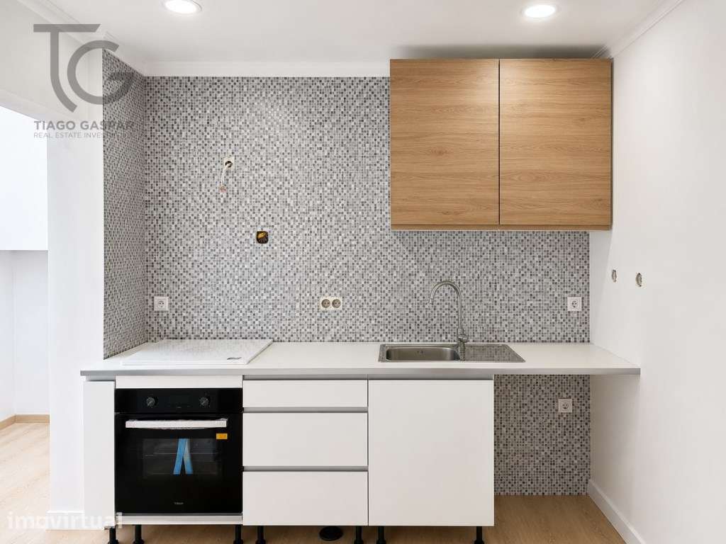 Moradia T3 totalmente remodelada na Comenda, Gavião - Grande imagem: 2/12