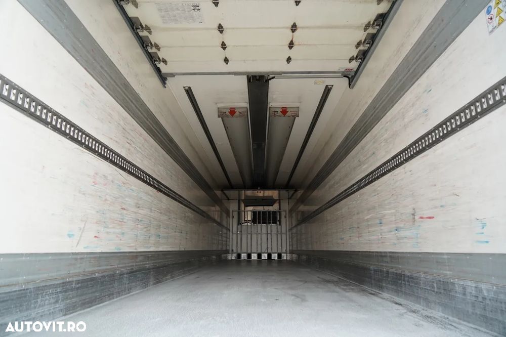 Chereau REFRIGERAT / THERMO KING SLXE 400 / AXĂ RIDICATĂ / DHOLLANDIA LIFT 3.000 KG / OBLOANĂ ELECTRICĂ / SAF - 16
