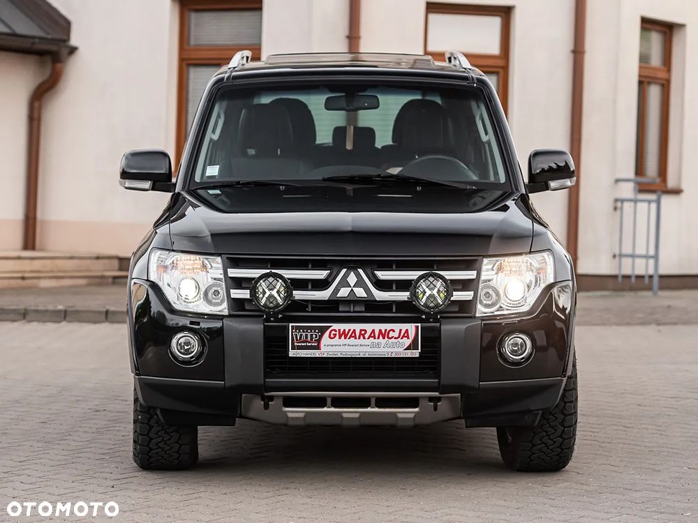 Mitsubishi Pajero 3.2 DI-D Automatik Intense - 4