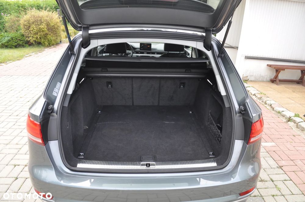 Audi A4 2.0 TDI S tronic - 16