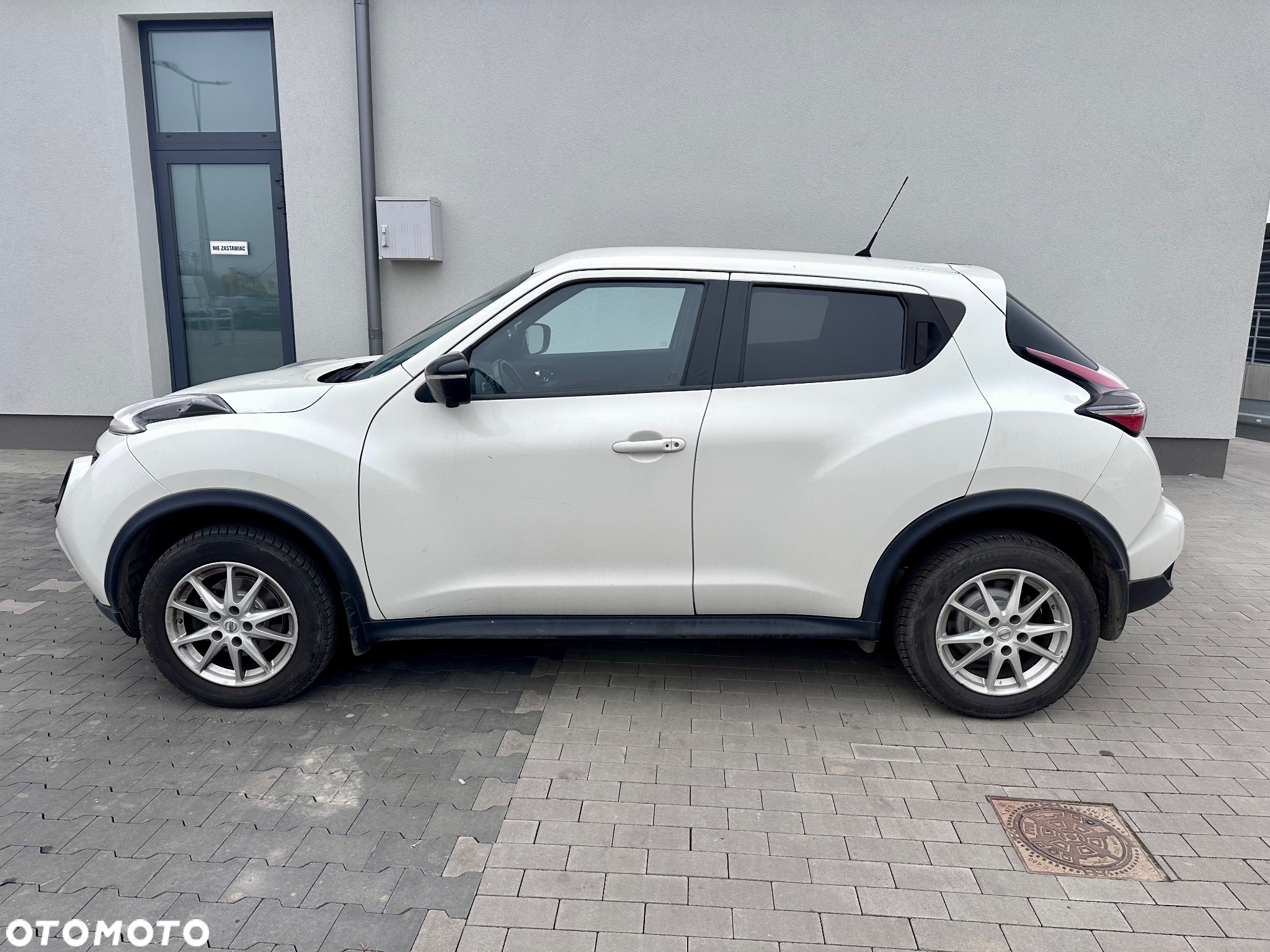 Nissan Juke 1.2 DIG-T N-Connecta EU6 - 17