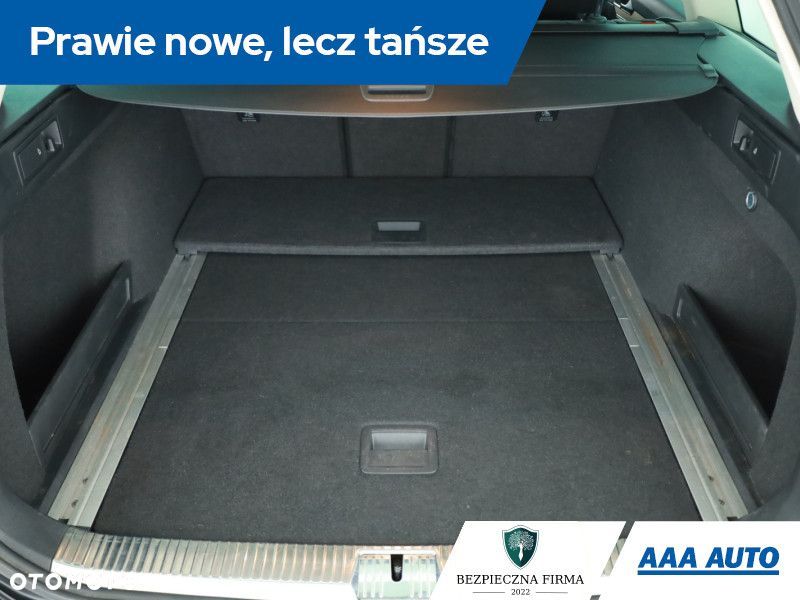 Volkswagen Passat Variant - 13