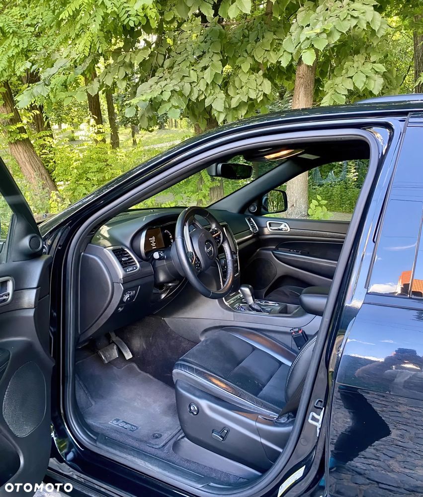 Jeep Grand Cherokee - 8