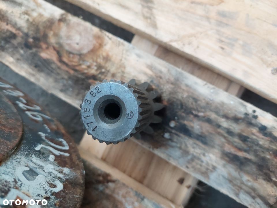 ZWOLNICA PIASTA SZTYWNA KOPARKA O&K MH4 MH 4 PLUS LEWA [W-71, S-3×29, P-13Z / 26F, SZ-10][NAP 2051] - 15