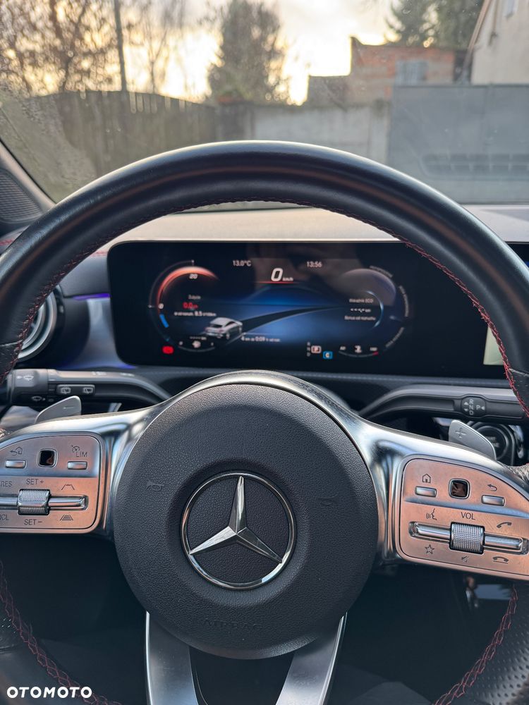 Mercedes-Benz CLA 200 d 8G-DCT AMG Line - 24