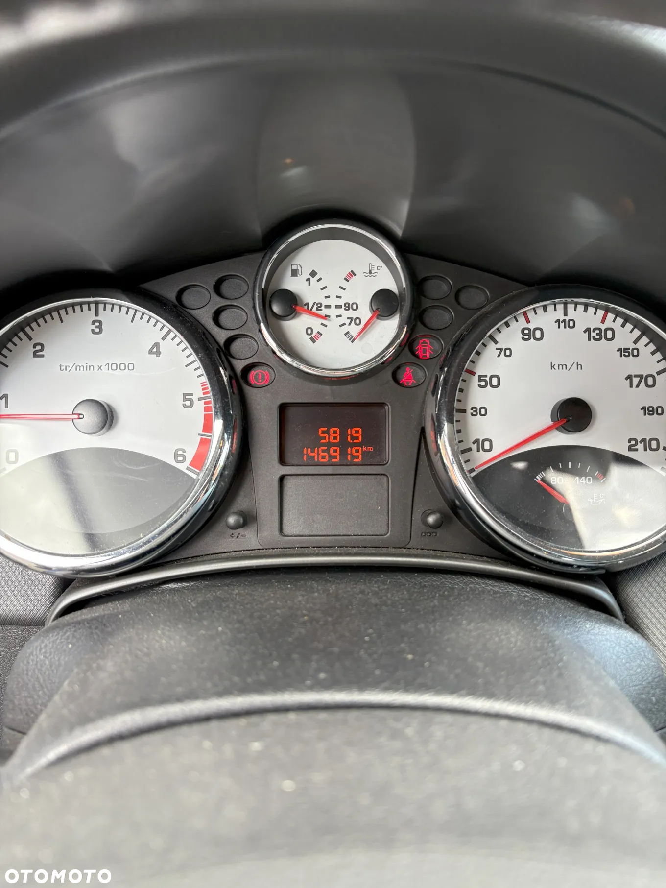 Peugeot 207 1.6 HDi Trendy - 8