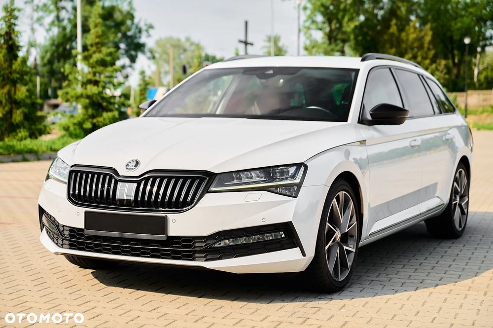 Skoda Superb 2.0 TDI DSG Sportline - 2