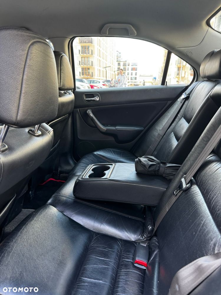 Honda Accord 2.0 Executive - 8