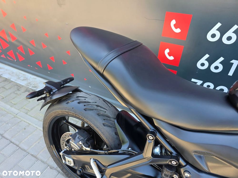 Triumph Trident - 23