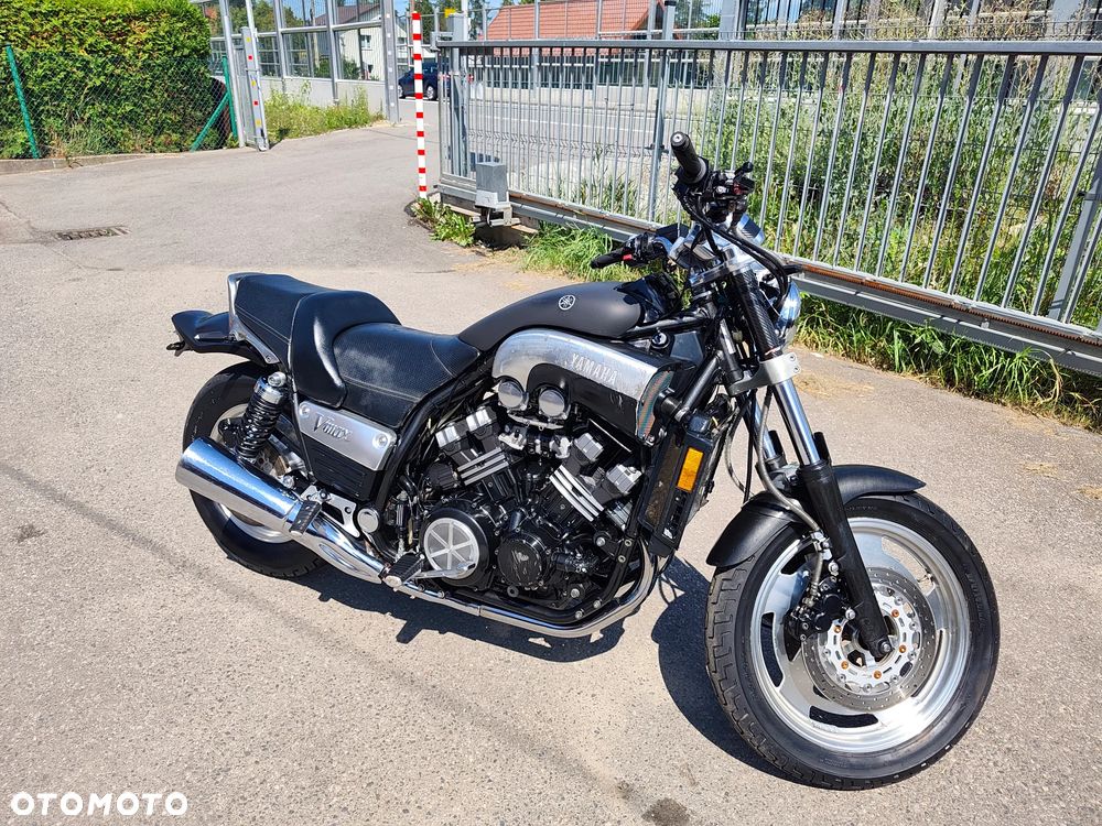 Yamaha Venture - 2