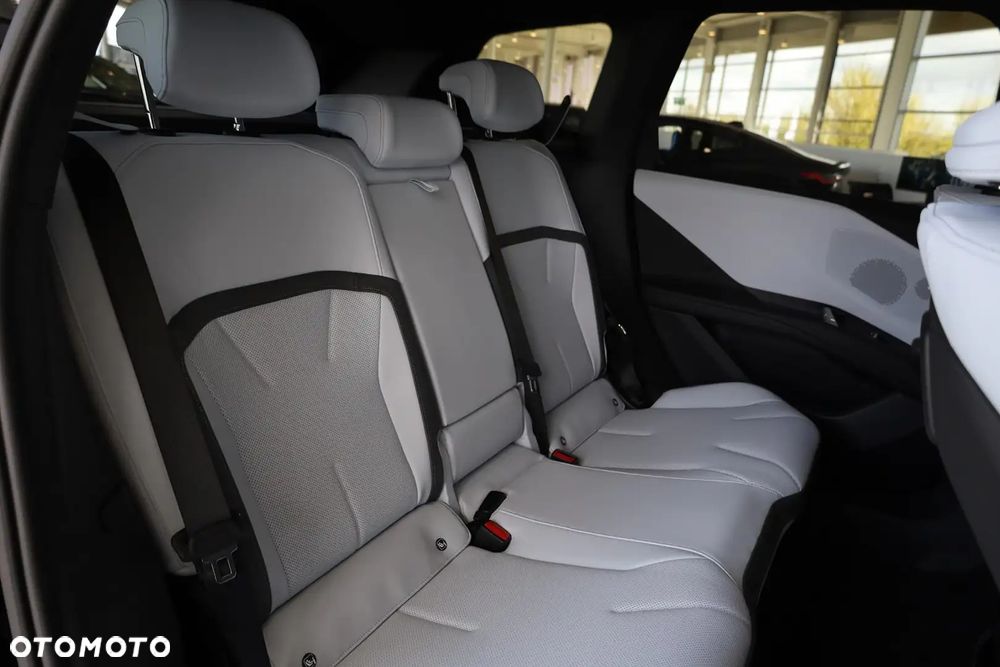 BMW iX3 50 xDrive 113.4kWh - 9