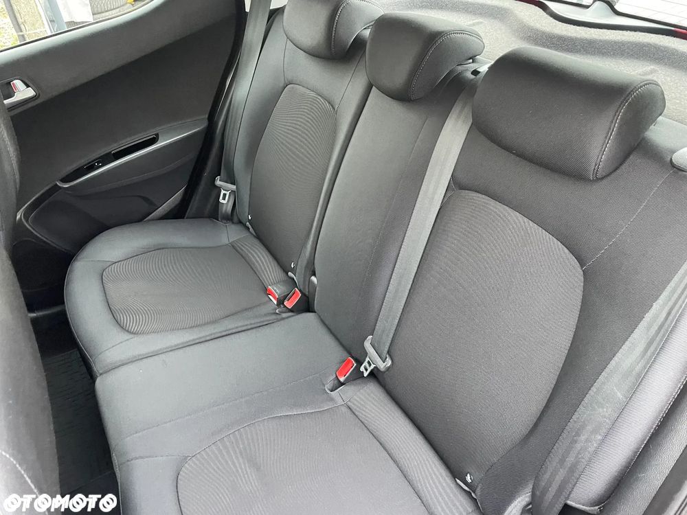 Hyundai i10 1.0 BlueDrive Black Line - 21