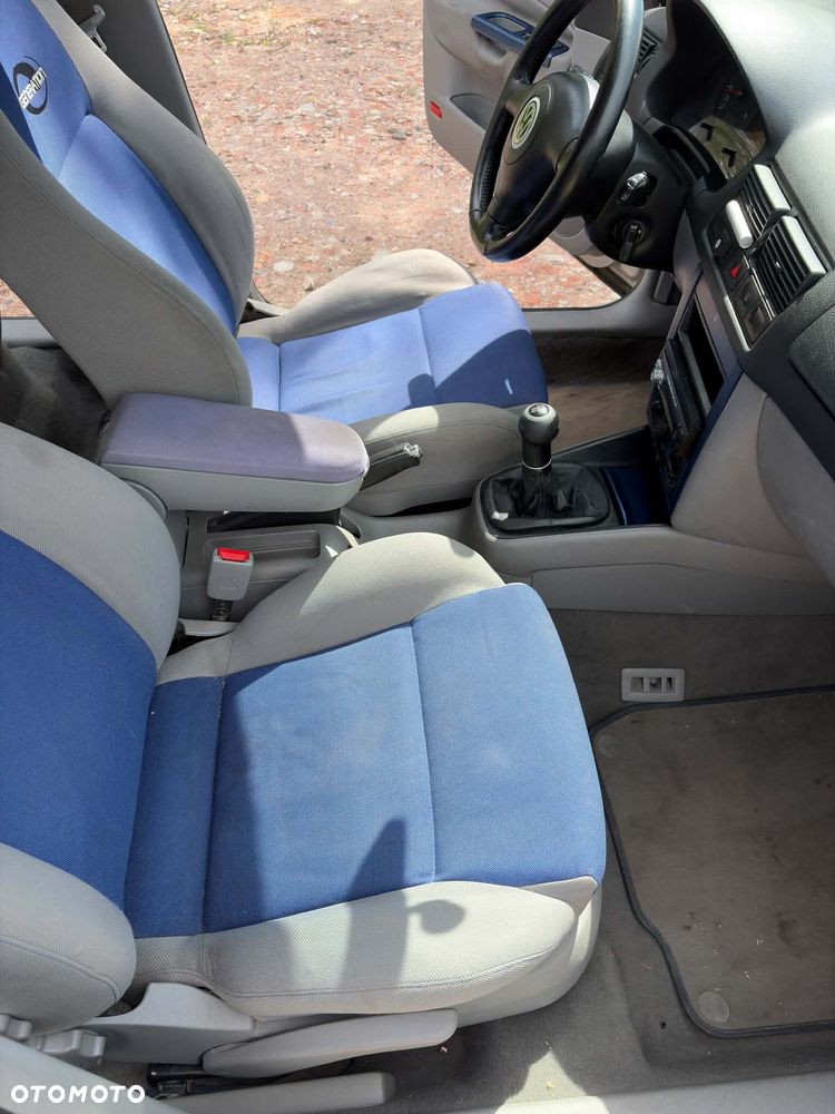 Volkswagen Golf 2.0 Highline - 22