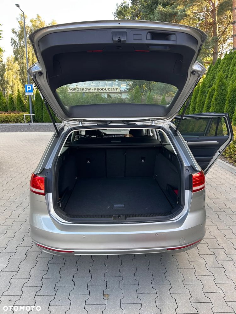 Volkswagen Passat - 9