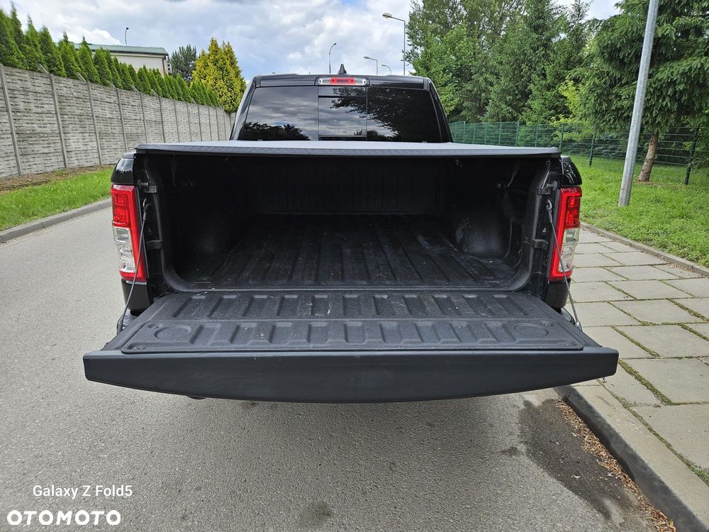 Dodge RAM 5.7 4x4 - 24