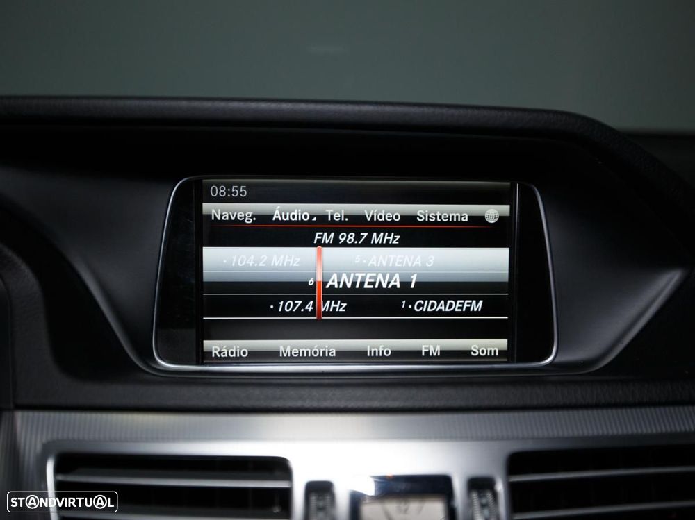 Mercedes-Benz E 300 Bluetec Hybrid Avantgarde - 17