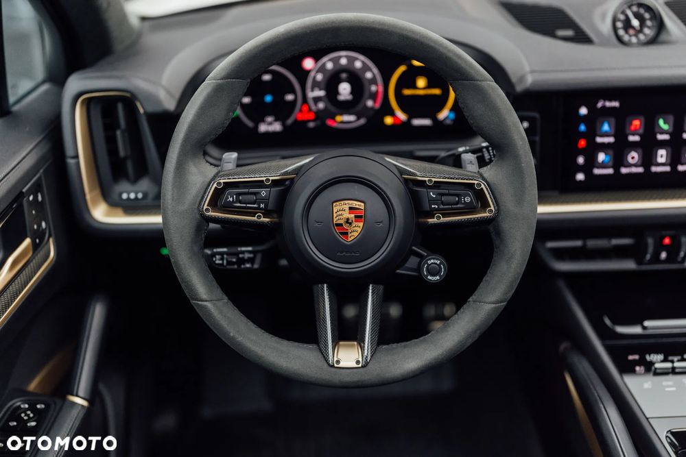 Porsche Cayenne S - 39