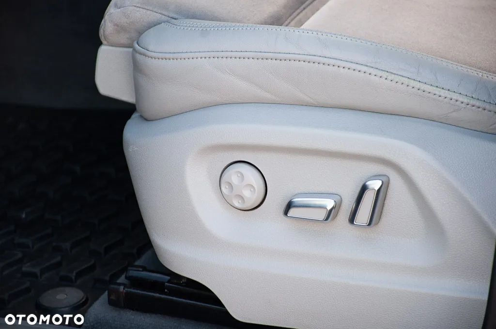 Audi Q5 2.0 TFSI Quattro Tiptronic - 33