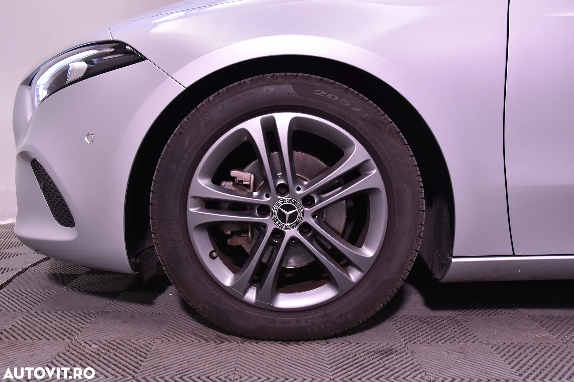 Mercedes-Benz A 180 7G-DCT - 13