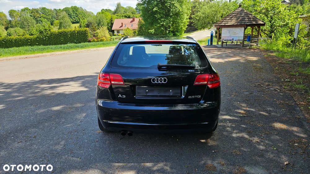 Audi A3 Sportback 2.0 TDI DPF Ambiente - 5
