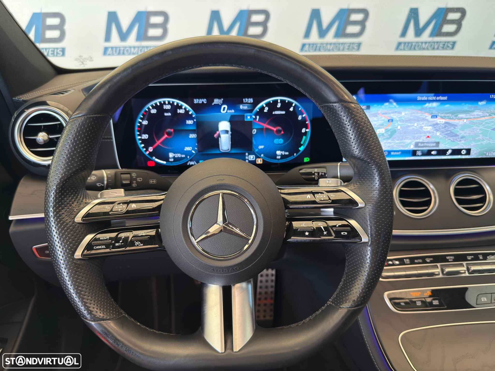 Mercedes-Benz E 300 de AMG Line 4Matic - 12