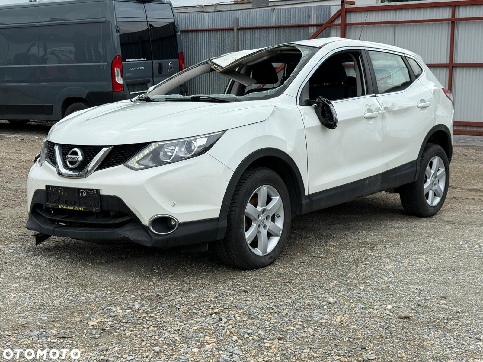 Nissan Qashqai 1.6 dCi TEKNA - 1