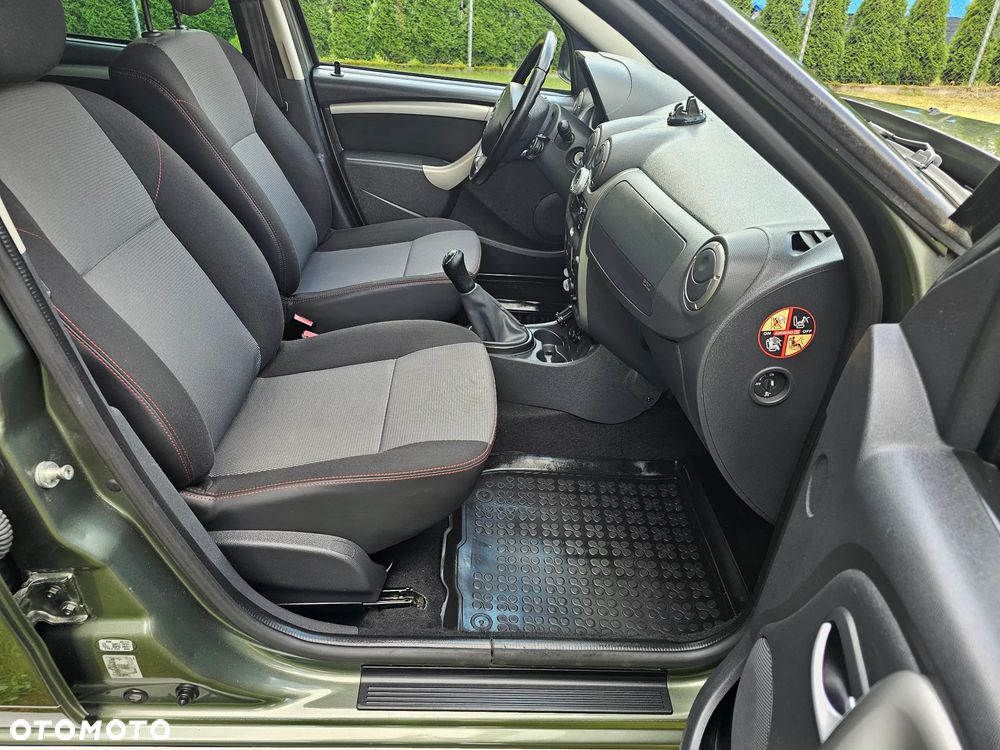 Dacia Duster 1.6 Laureate - 27