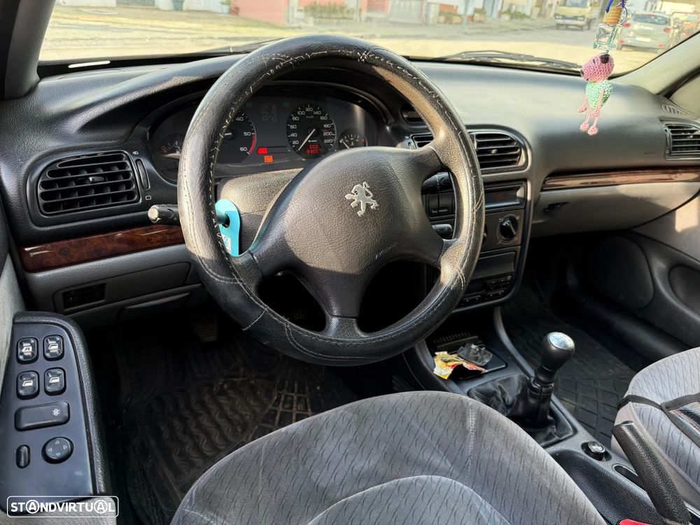 Peugeot 406 - 9