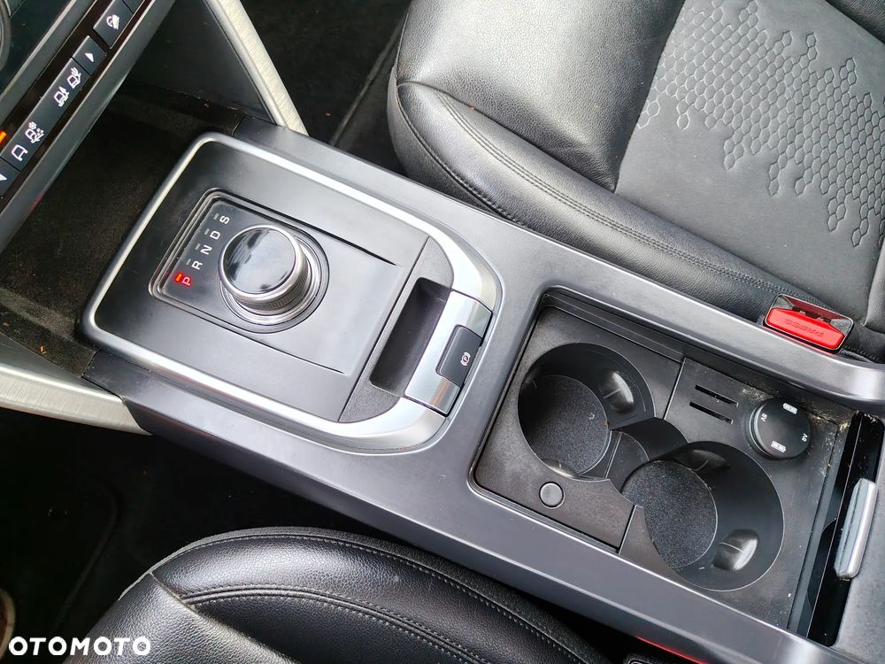 Land Rover Discovery Sport 2.0 Si4 SE - 19