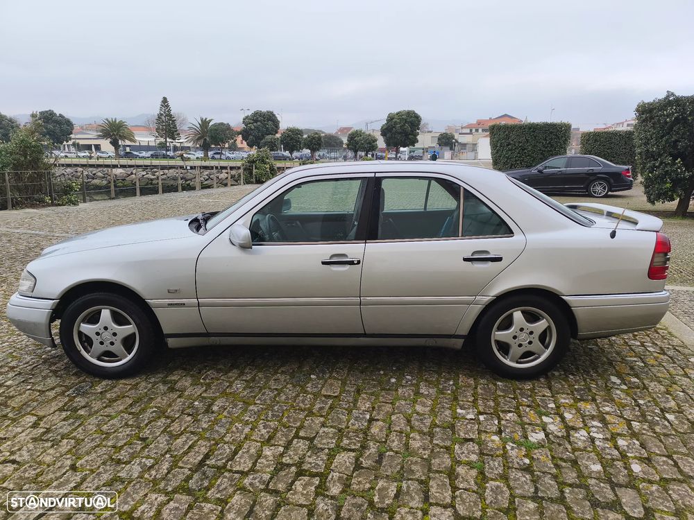 Mercedes-Benz C 250 - 6