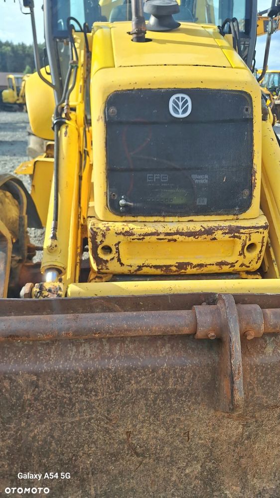 New Holland LB 110 - 7