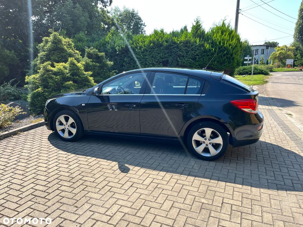 Chevrolet Cruze 1.8 LTZ - 6