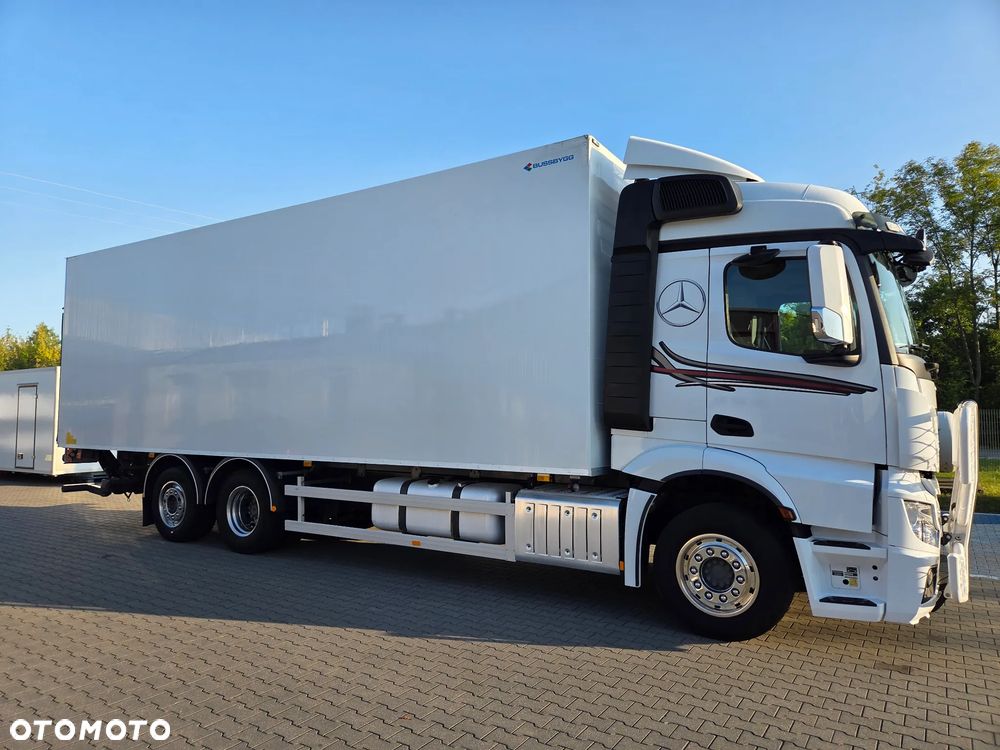 Mercedes-Benz Actros 2553 - 18
