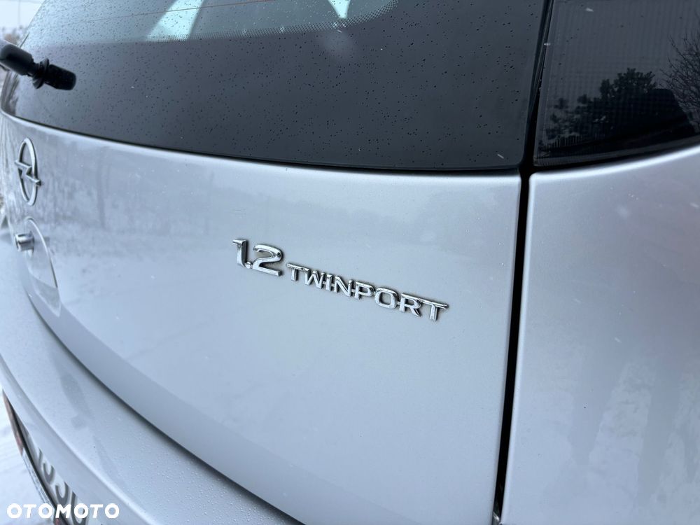 Opel Corsa 1.2 16V Edition - 11