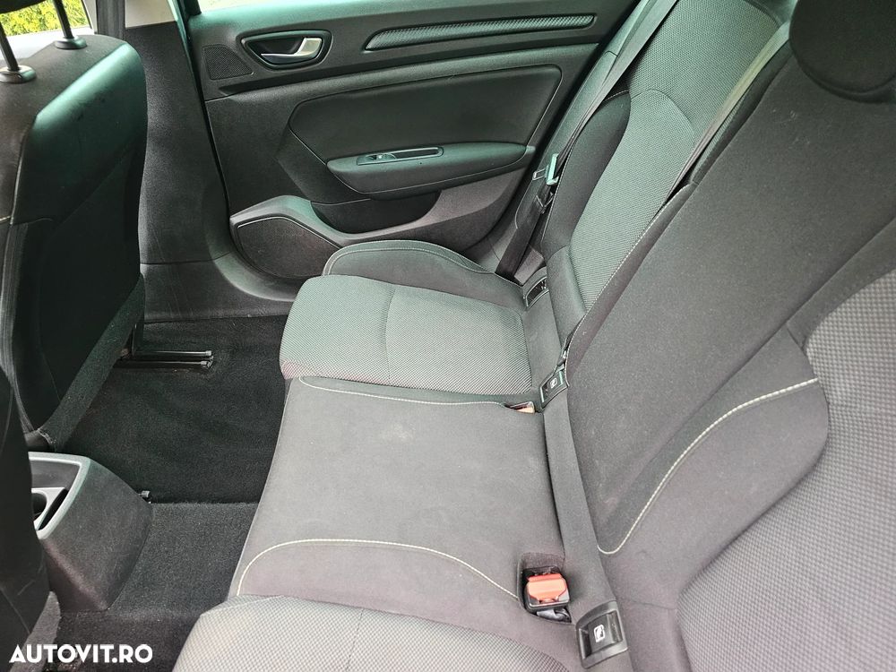 Renault Megane Blue dCi Life - 4