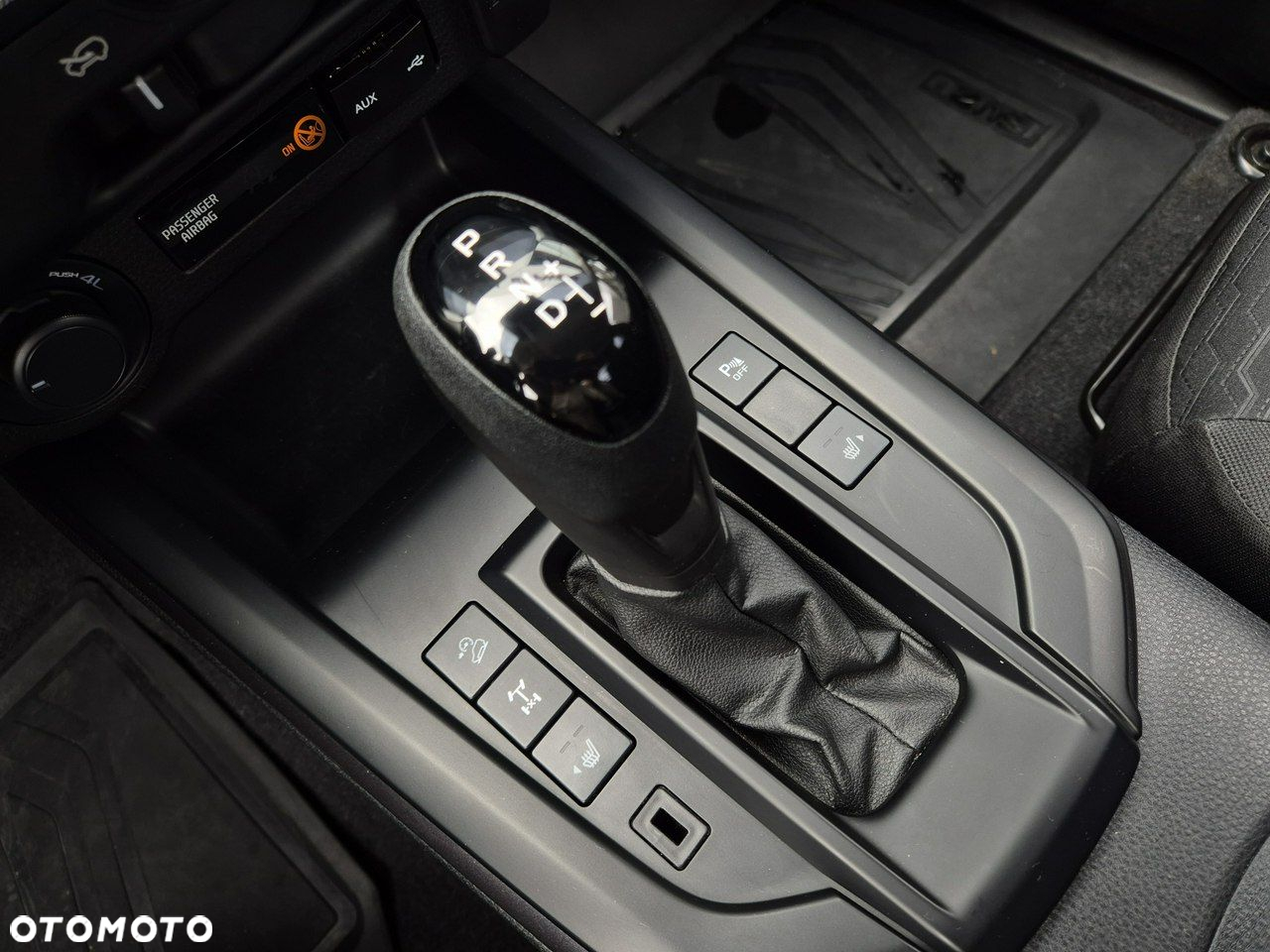 Isuzu D-Max - 25
