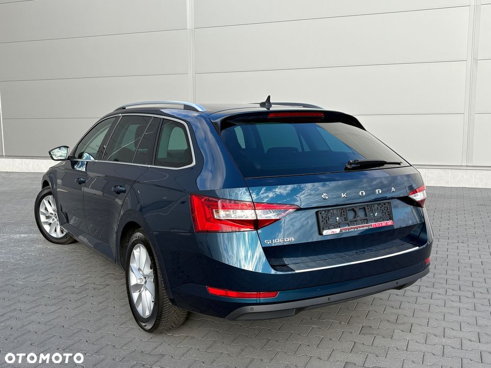 Skoda Superb 2.0 TDI DSG Ambition - 10