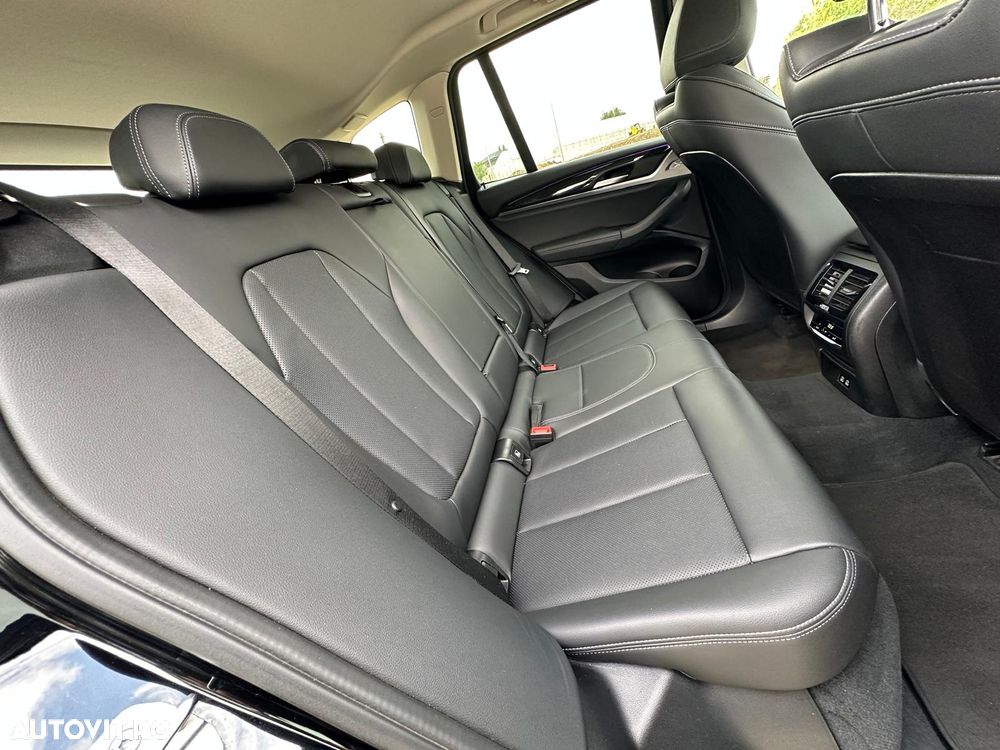 BMW X3 xDrive30e AT PHEV - 10
