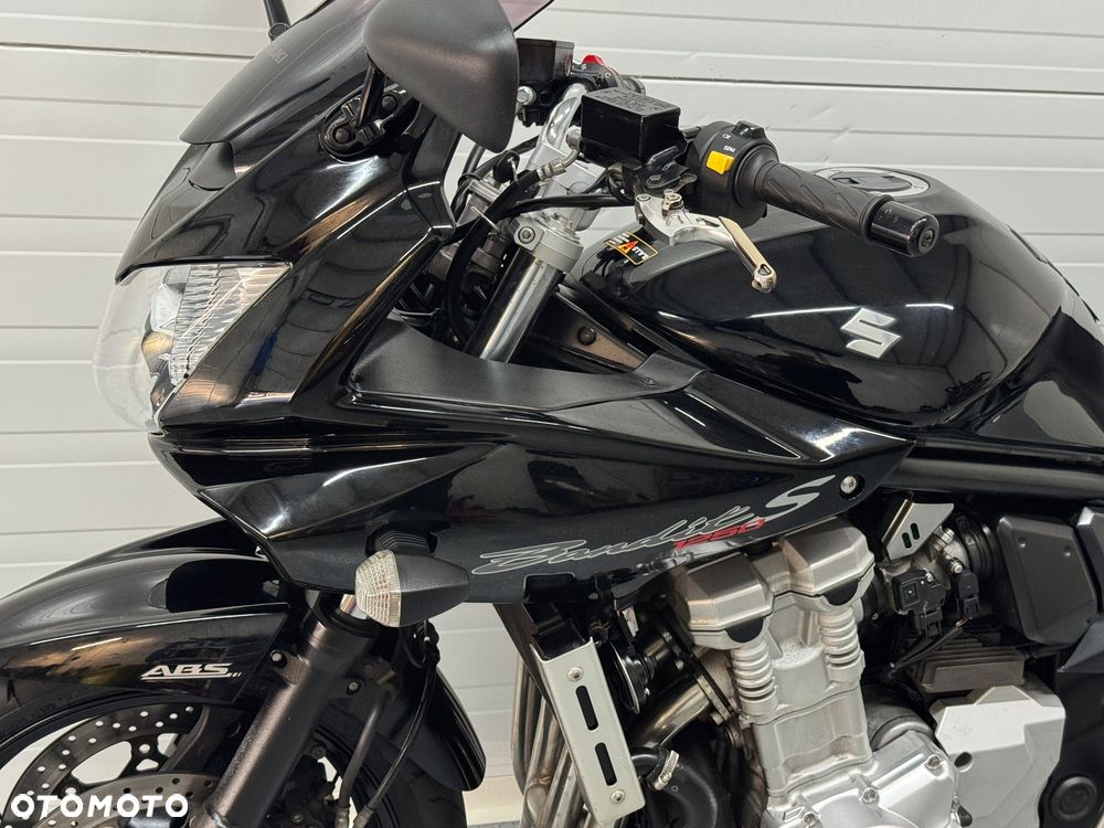Suzuki GS - 28
