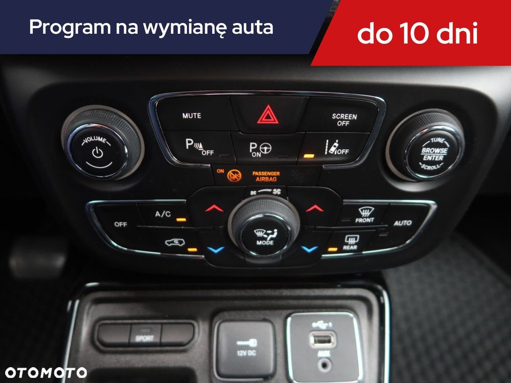 Jeep Compass - 18