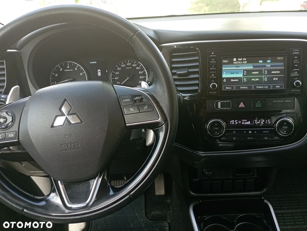 Mitsubishi Outlander 2.0 Intense 4WD CVT - 8