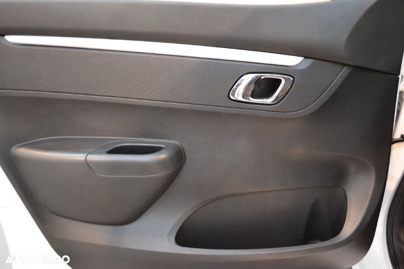 Dacia Spring Comfort Plus - 23