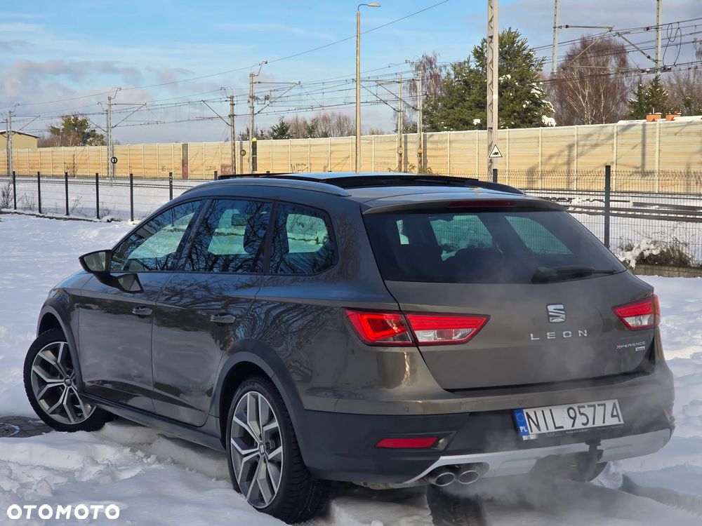 Seat Leon 2.0 TDI Start&Stop 4Drive DSG X-Perience - 9