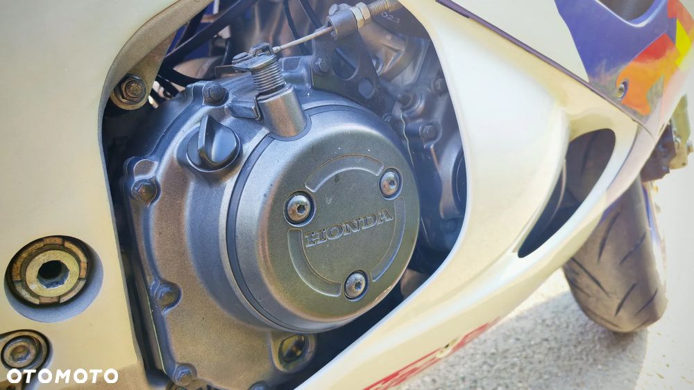 Honda CBR - 14
