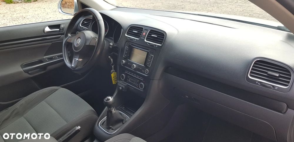 Volkswagen Golf - 16